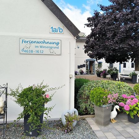 Daniel, Ute und Bernd - Ferienwohnung im Wiesengrund Tarp Exterior foto